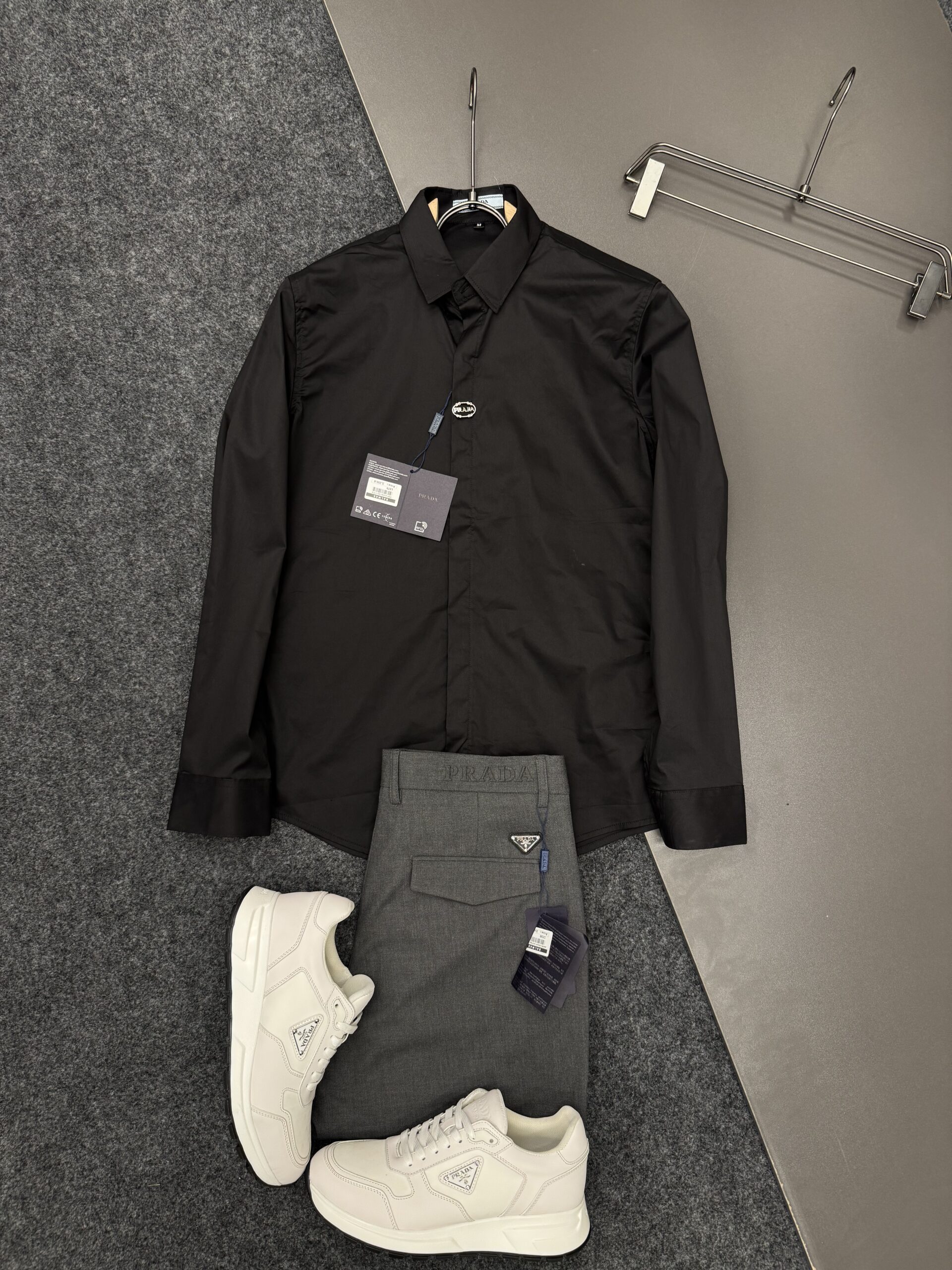 IMG_5458 Shirt Prada classic - الصورة 1